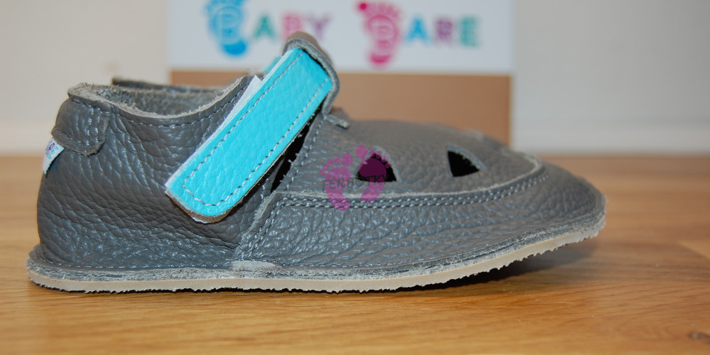 Baby Bare Shoes Blue Beetle Top Stitch ze strany